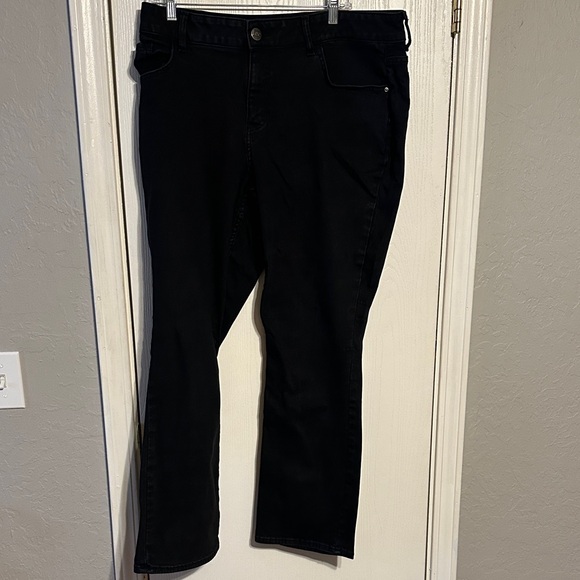 Lee Classic Black Jeans - Picture 1 of 4